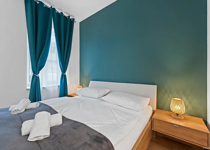 Nuell Residences 01 - New Close To Main Station דירה *