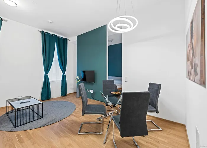 Nuell Residences 01 - New Close To Main Station דירה